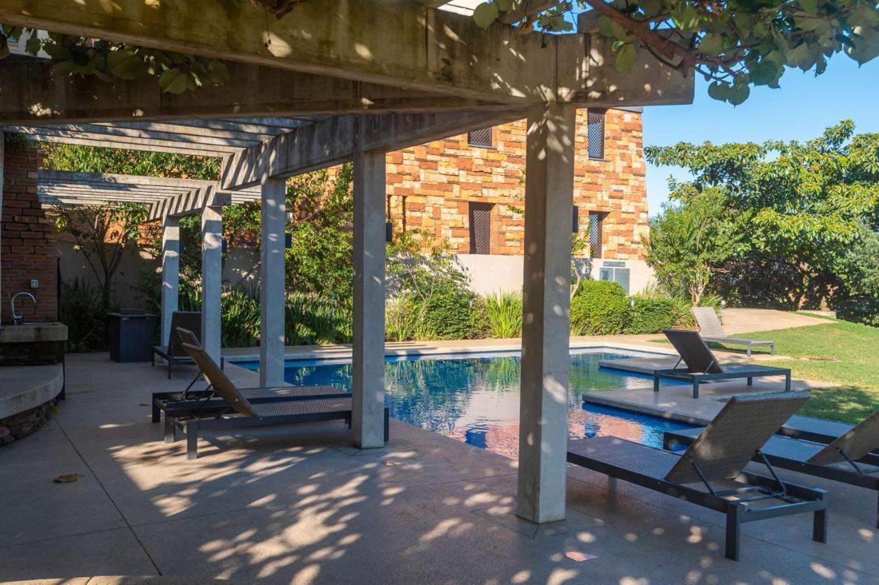 515, Zimbali *